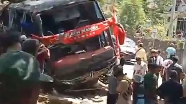 Kecelakaan Maut Bus di Lereng Gunung Bromo, 8 Karyawan RS Jember Meninggal Dunia